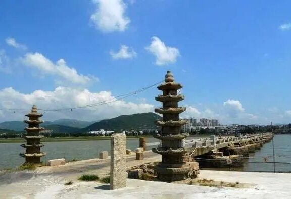 龙江桥（宋代石梁桥）