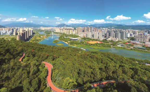 福清:踔厉奋发 勇攀高质量发展新高峰