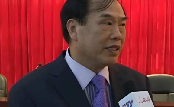冠城集团韩国龙:为家乡发展链接全球资源
